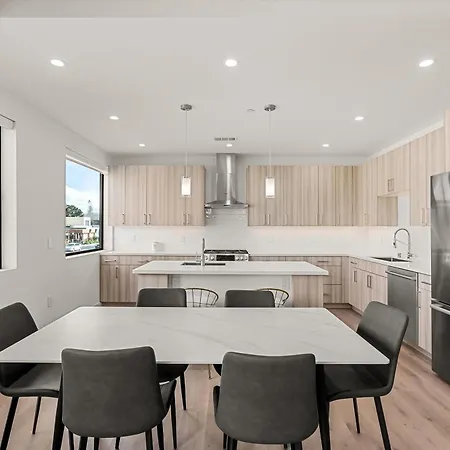 Woodside Condos Unit 914